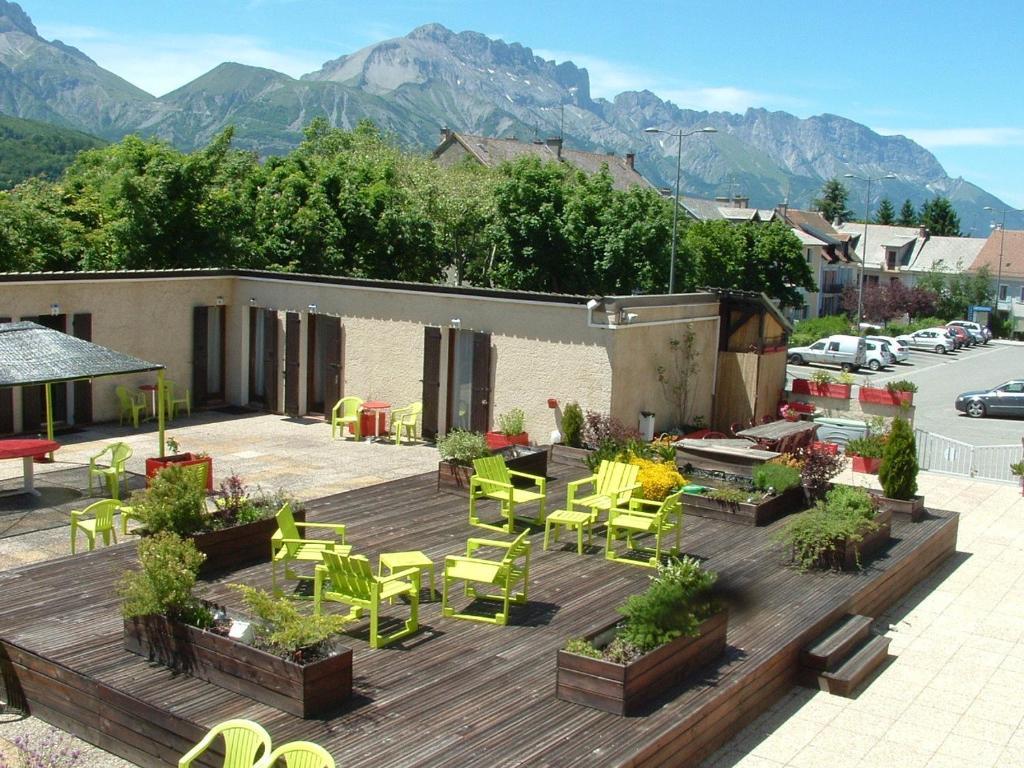 Hotel Le Connetable Saint-Bonnet-en-Champsaur Exteriör bild